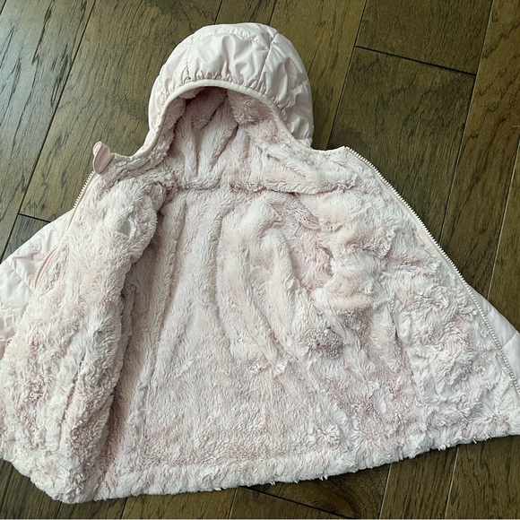 The North Face Kids Pink Jacket size 2T - Picture 2 of 9